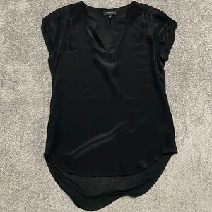 VGC Babaton Silk / Rayon Black Short Sleeve V-Neck T-Shirt  - Size XS